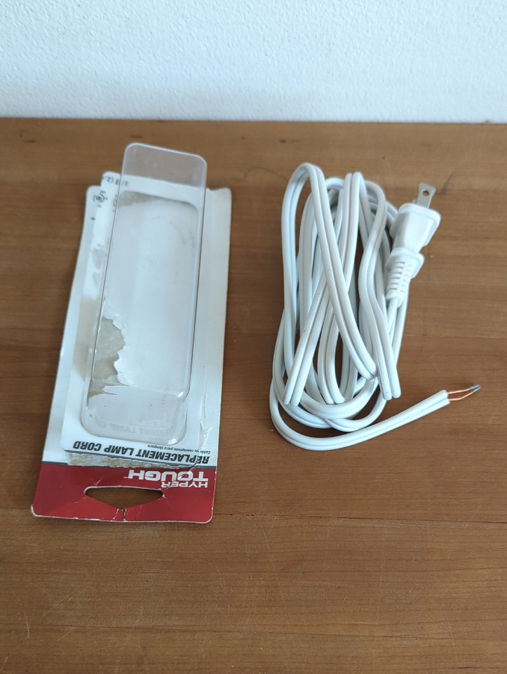 Hyper Tough Replacement Lamp Cord 8 FT With Plug White Open Box New